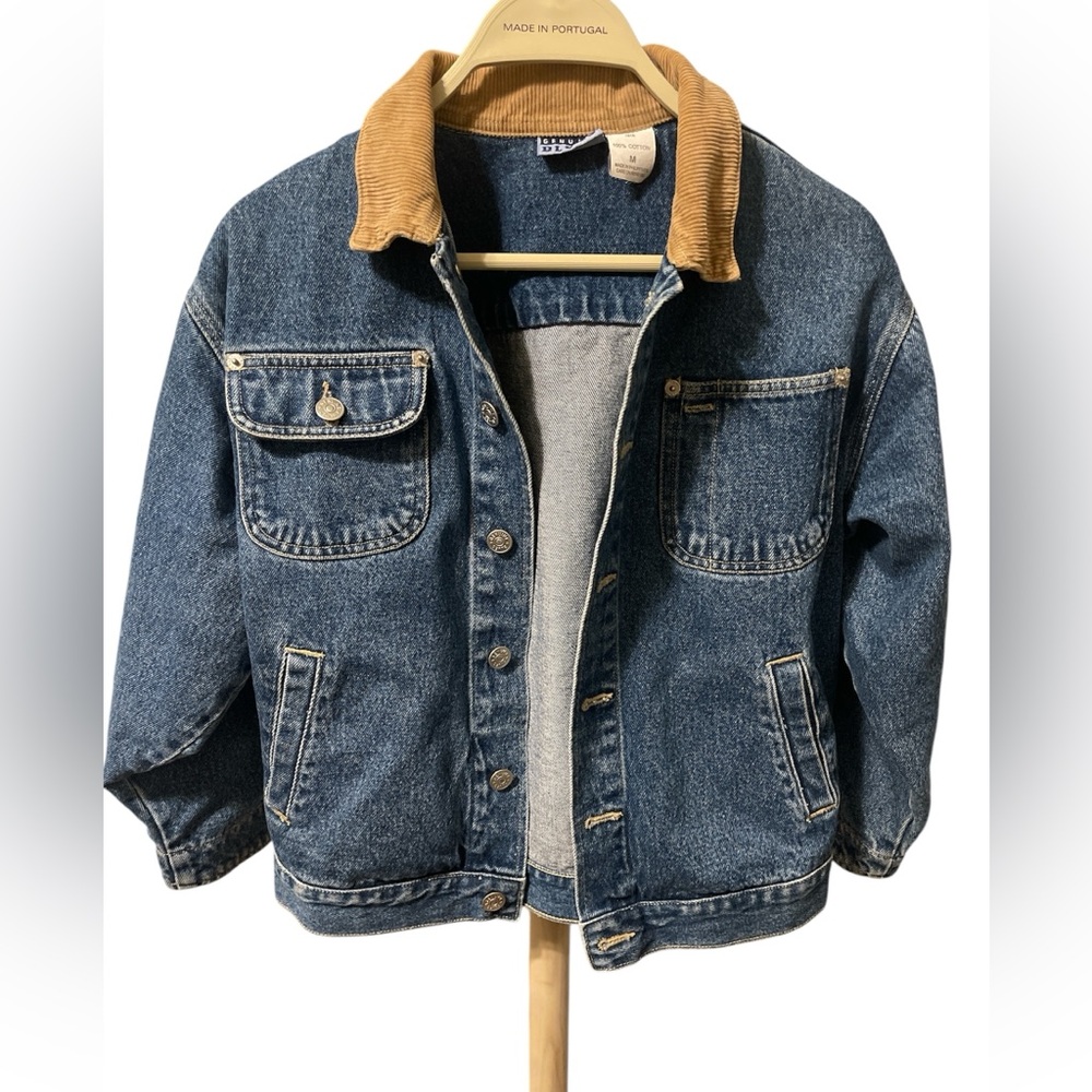 GENUINE BLUE VINTAGE  SIZE M